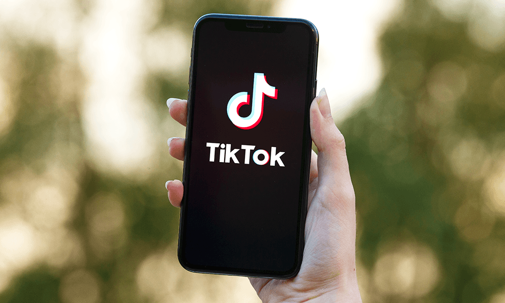 Чотири людини загинули через небезпечний тренд в TikTok: що вони робили