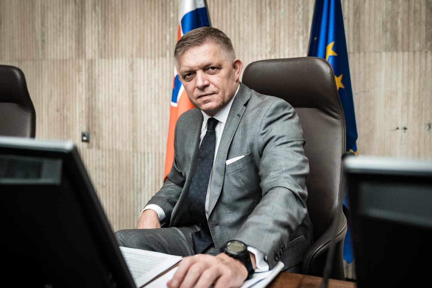 Фіцо не один представлятиме Словаччину в Москві 9 травня