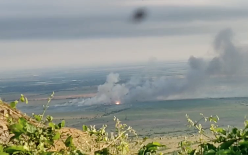 У Криму горить склад боєприпасів і чути вибухи: оголошена евакуація