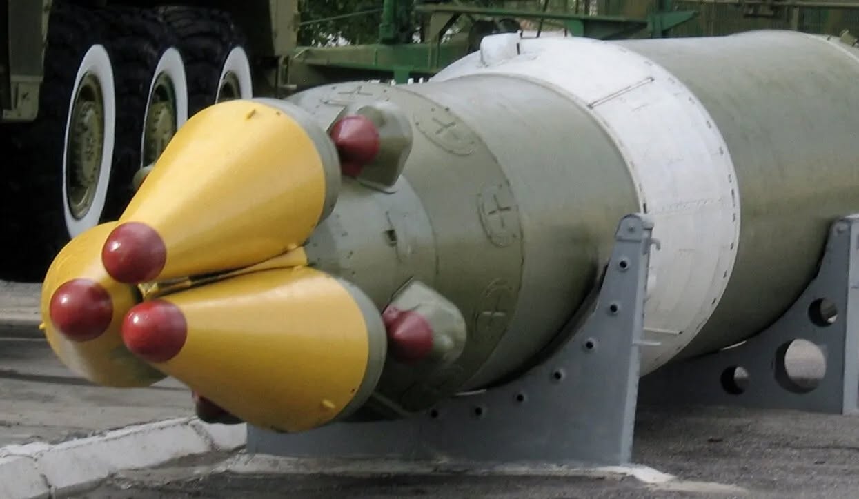 У Білорусі вперше показали "Орєшнік", який нібито заступив на бойове чергування