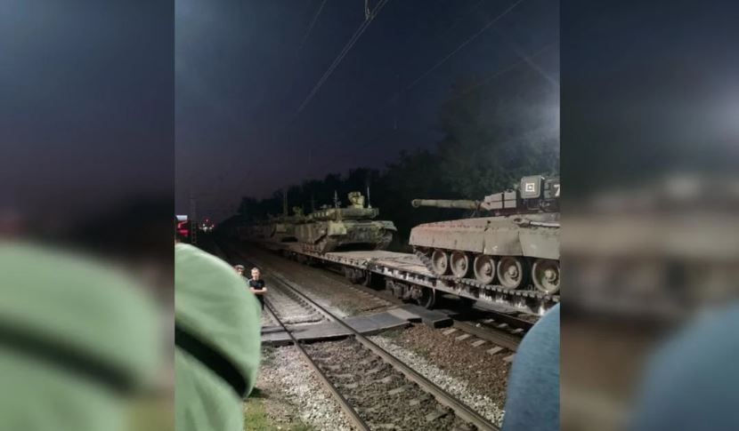 Білорусь відправила в РФ ешелон військової техніки для бази резерву танків
