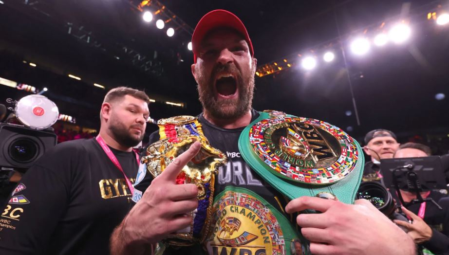 Тайсон Ф'юрі оголосив про повернення на ринг у 2026 році і назвав смішну причину