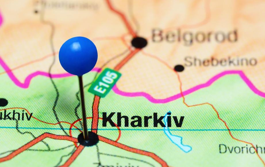 Харків перебуває під потужним ударом РФ, лунають вибухи: що відомо