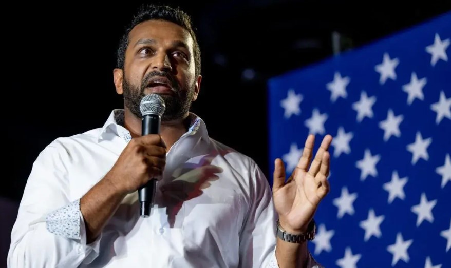 Хакери зламали особисту пошту директора ФБР та злили особисті фото Хакери зламали особисту пошту директора ФБР та злили особисті фото