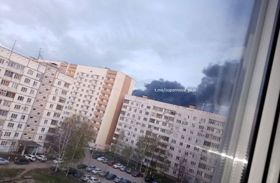 Горить НПЗ у Самарській області: у Новокуйбишевську лунали вибухи