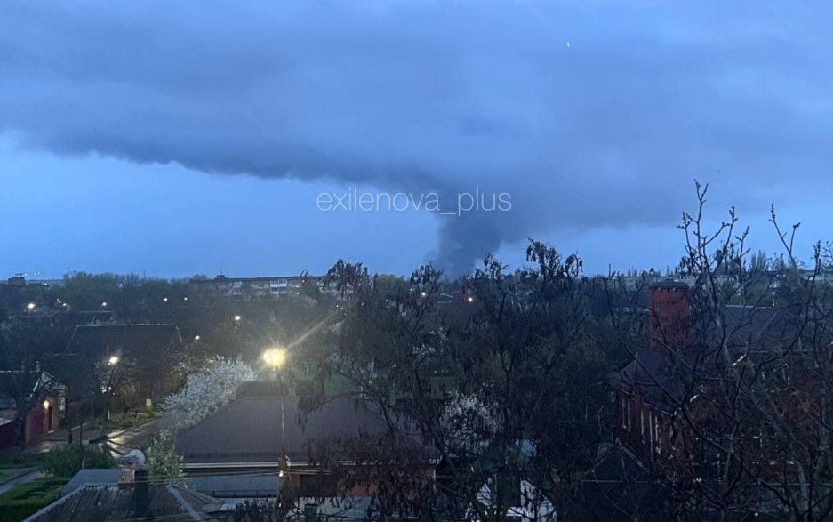 Вибуховий світанок: у Таганрозі на підприємстві з виробництва дронів виникла пожежа