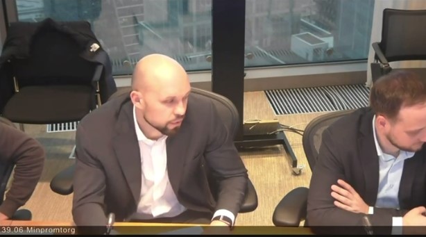 «Ходіть, озирайтеся»: український пранкер проник на таємну нараду російського Мінпромторгу