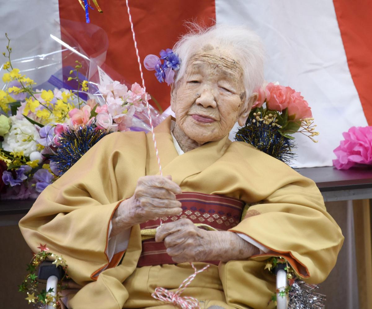 Японія, жінка, найстаріша, день народження, святкування