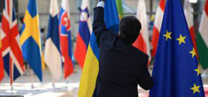 Україні пропонують "символічне" місце в ЄС, - FT
