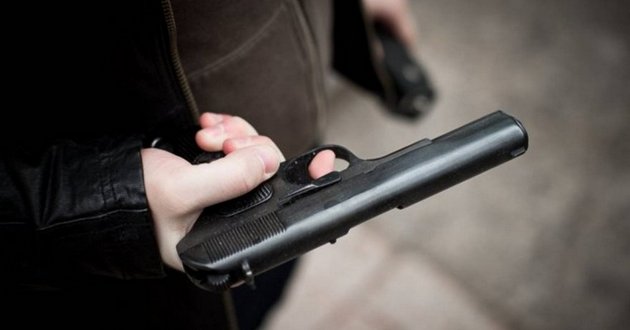 Стрілянина на вулиці в Одесі: молодий військовий відкрив вогонь під час мобілізаційних заходів ТЦК Стрілянина на вулиці в Одесі: молодий військовий відкрив вогонь під час мобілізаційних заходів ТЦК
