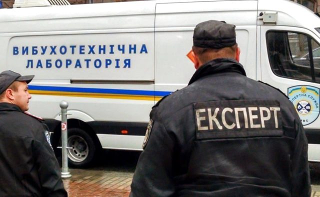 На Сумщині дитина знайшла та підірвала небезпечний предмет На Сумщині дитина знайшла та підірвала небезпечний предмет
