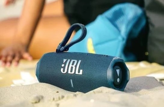 Як вибрати портативну колонку: потужність, автономність і захист від вологи Як вибрати портативну колонку: потужність, автономність і захист від вологи