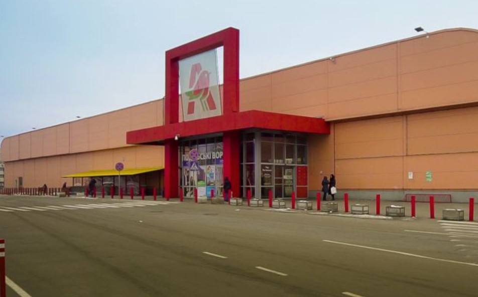 У Києві пошкоджено ТРЦ Lavina Mall У Києві пошкоджено ТРЦ Lavina Mall