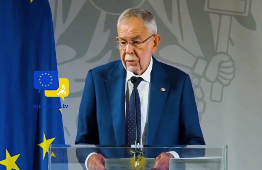 "Є один карлик, який удає із себе велетня", - президент Австрії закликав Європу не боятися Росії "Є один карлик, який удає із себе велетня", - президент Австрії закликав Європу не боятися Росії