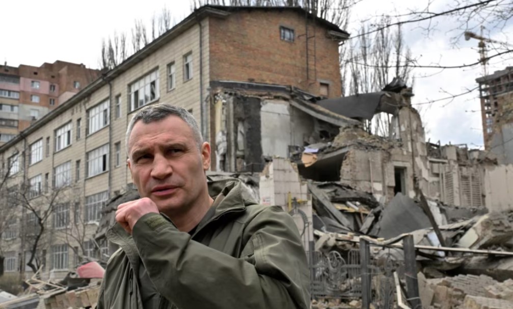 До евакуації з Києва ніхто не закликав, але варто враховувати посилення ворожих обстрілів, - Кличко
