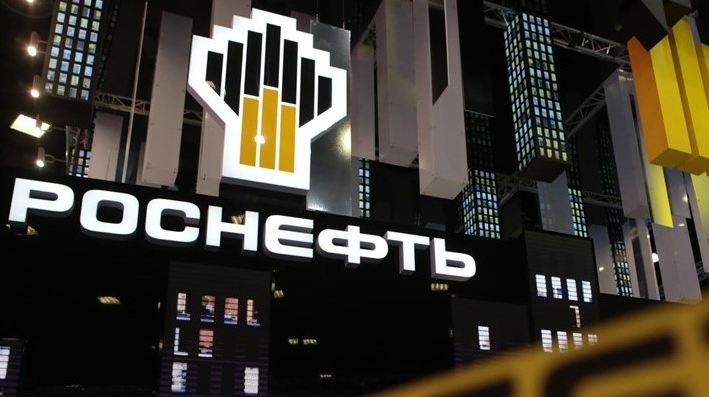 Атаки дронів нищать "Роснефть": компанія навмисно затягує ремонти НПЗ через непосильні збитки