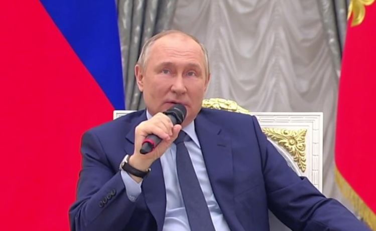 Путін поскаржився на західні санкції та пообіцяв бізнесу з ЄС "сприятливі умови" — ЗМІ