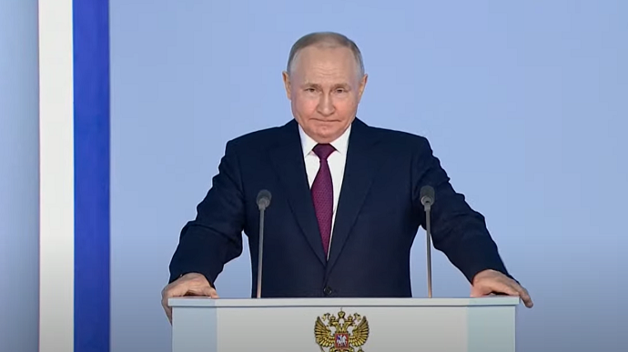 Путін може оголосити про своє висунення на пост президента в листопаді, – росЗМІ
