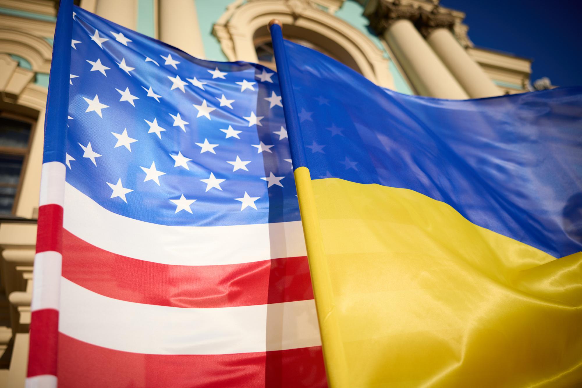 Кулеба озвучив крайні терміни схвалення у США допомоги Україні