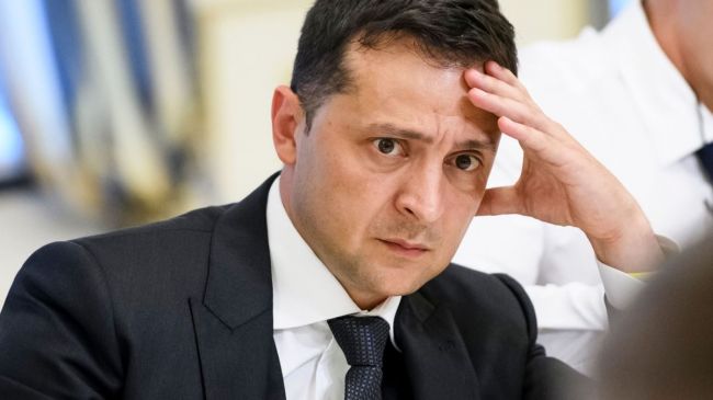 Парламент оторвался от президента: Зеленский не сумел собрать более 140 голосов за роспуск КСУ – Бутусов