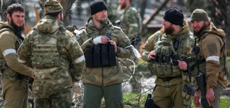 На відстань 150-200 км до кордону з Сумщиною прибуло чотири батальйони чеченців: чи є загроза для України