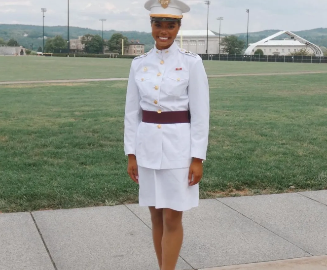 22-річна офіцерка армії стала Міс США 2024: який вигляд має Альма Купер, що отримала титул і корону