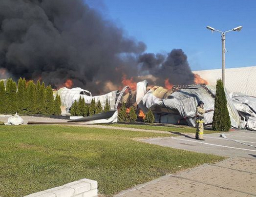 У Бєлгороді скаржаться на вибухи та нібито "прильоти"