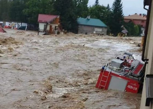 У Польщі стався прорив дамби: від сильних злив затопило місто