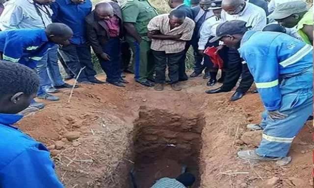 Знахарь из Замбии решил умереть, чтобы потом воскреснуть. Но чуда не произошло