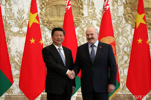 Си Дзиньпить и Александр Лукашенко