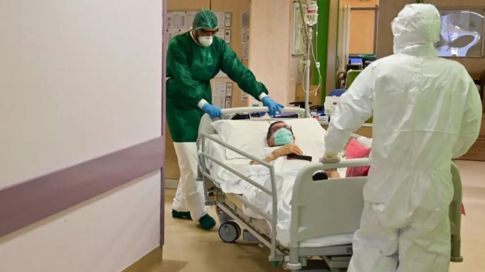 Минздрав: В Киеве и семи областях Украины загрузка коек в больницах превышает 70%