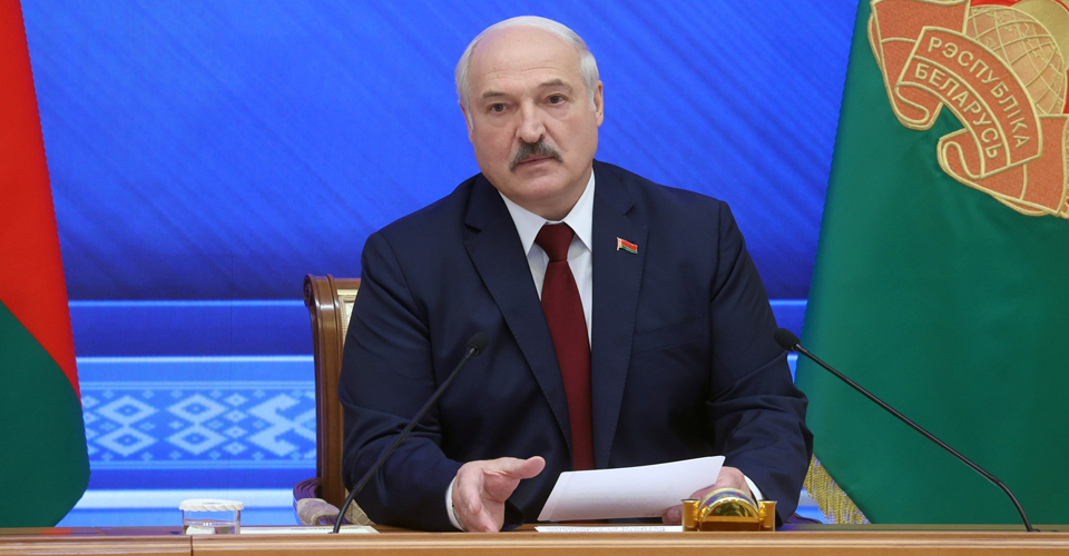Казарин: Лукашенко превращает свою страну в один большой Крым. Вычеркивает Беларусь из цивилизованного пространства