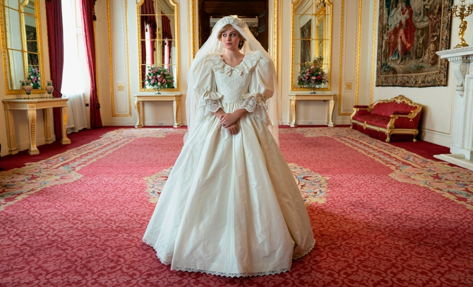Британская королевская семья раскритиковала четвертый сезон "Короны": Это троллинг с голливудским бюджетом