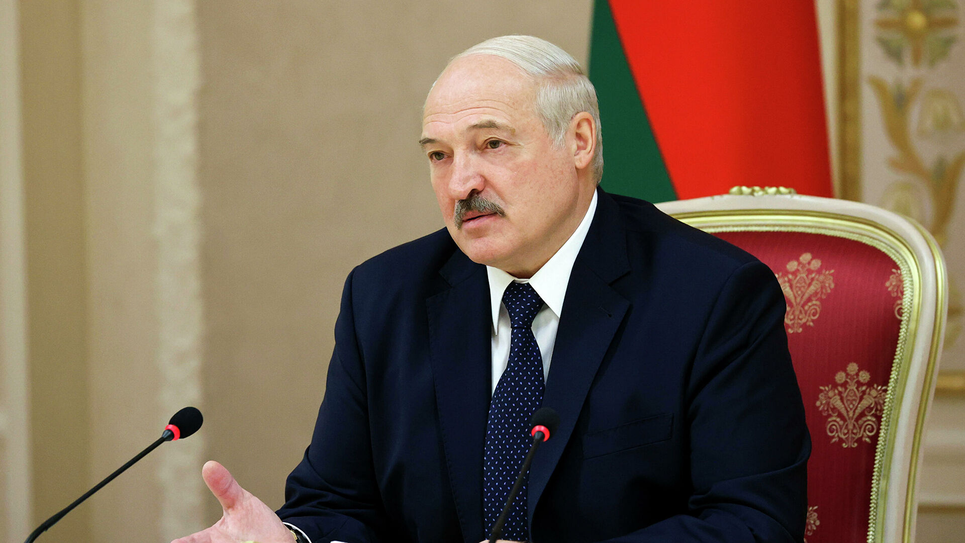 Gazeta Wyborcza: В окружении Лукашенко начался внутренний конфликт