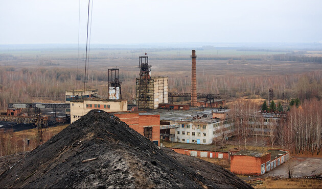 В результате обвала на шахте в Луганской области погиб горняк