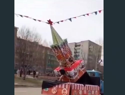 Кринжове побєдобєсіє: у РФ впала "Спаська башта" Кремля