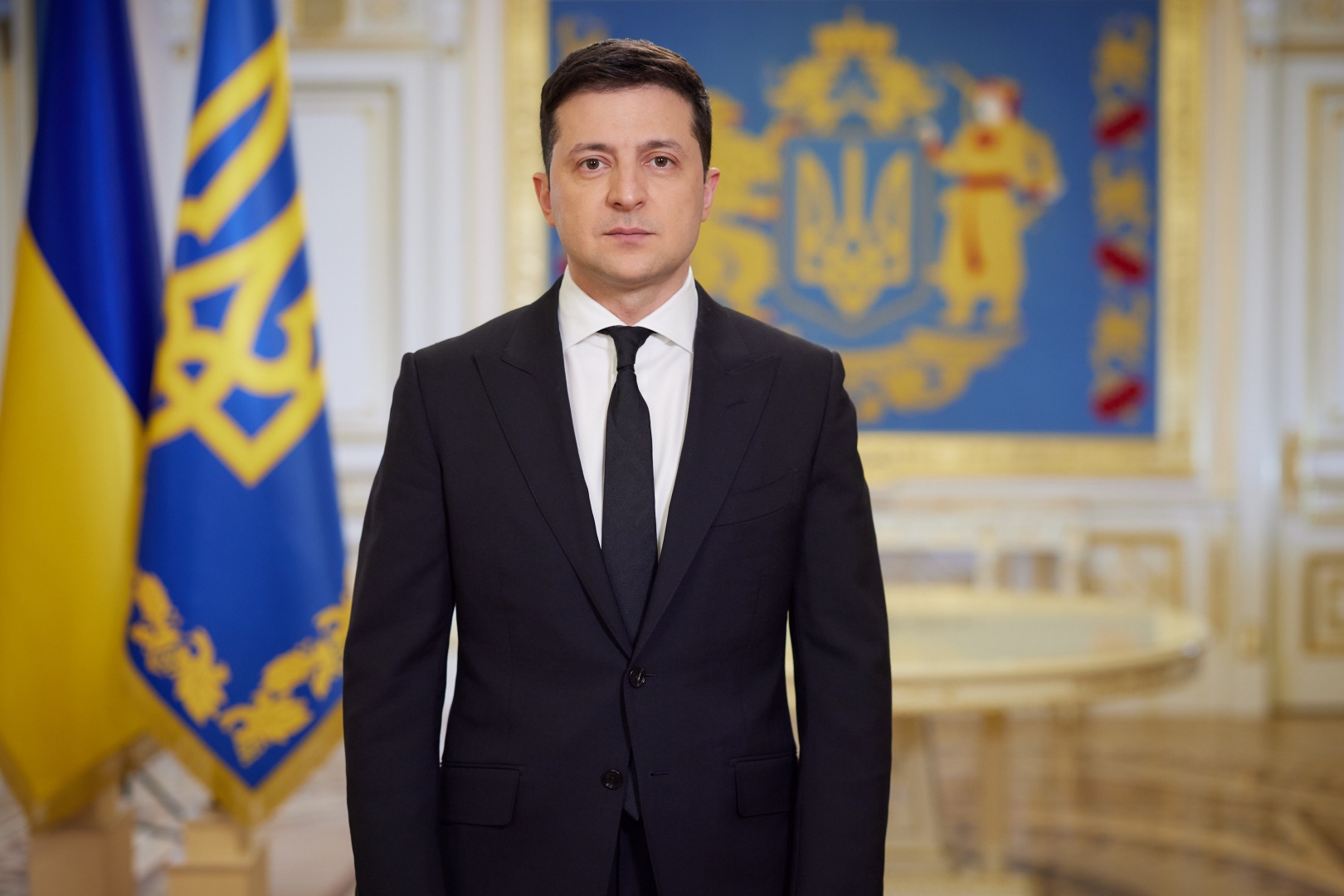 Президент Зеленский принял решение идти на досрочные парламентские и президентские выборы – Раимов 