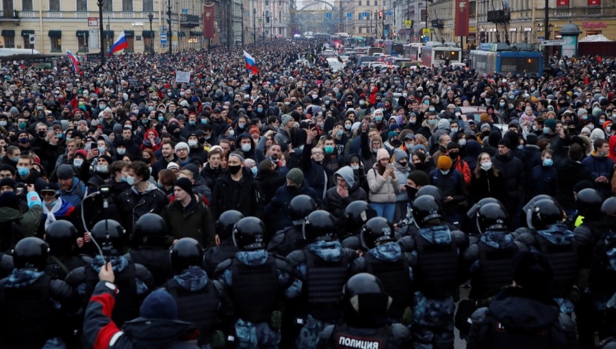 Юрий Дудь поддержал протесты в РФ: "Уважение тем, кто вышел на улицу"