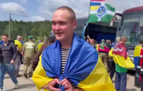 Росіяни відрубали палець українському полоненому: як пояснили вчинок