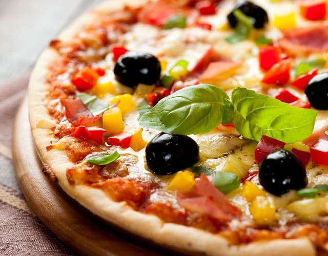 Международный день пиццы: ТОП-10 фактов о главном итальянском блюде