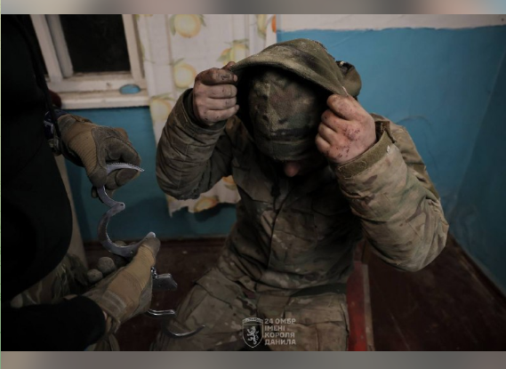 У Часовому Яру воїни 24 бригади взяли в полон "елітних" десантників 98-ї дивізії РФ