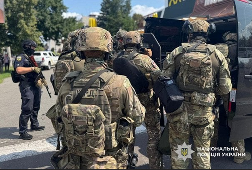 Стрілянина в черкаському MacDonald`s: що відомо про стрілка та його мотиви 