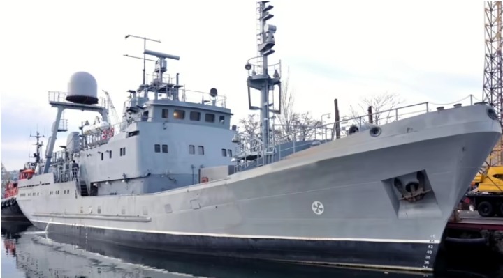 Окупанти уразили один з кораблів ВМС ЗСУ, один член екіпажу загинув