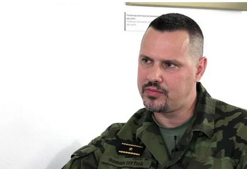  У Чехії напали з ножем на бригадного генерала Гітьху, відповідального за розвідку та розвиток безпілотних систем