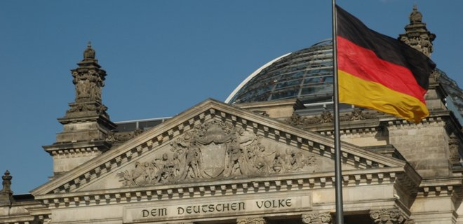 Хакеры ГРУ взломали несколько десятков компьютеров политиков Германии – Spiegel