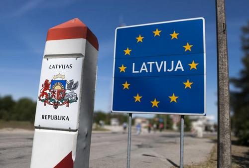 Не склали іспити на державну мову: Латвія депортує майже 850 росіян