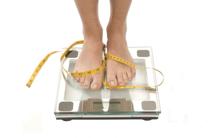 Як об'єктивно оцінити власну вагу: є надлишок, ожиріння чи дефіцит маси тіла?