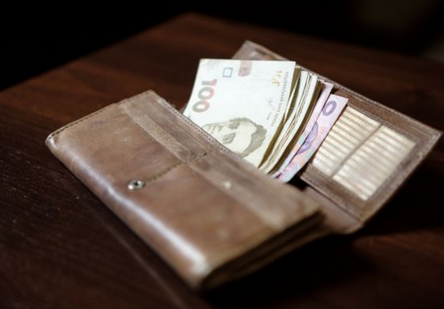 Порівняйте зі своєю: Держстат назвав розмір середньої зарплати в Україні Порівняйте зі своєю: Держстат назвав розмір середньої зарплати в Україні