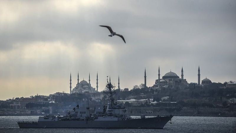 Військові кораблі США пливуть у Чорне море