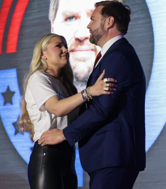 Вдова Чарлі Кірка назвала Джей Ді Венса "благословенням після смерті чоловіка"